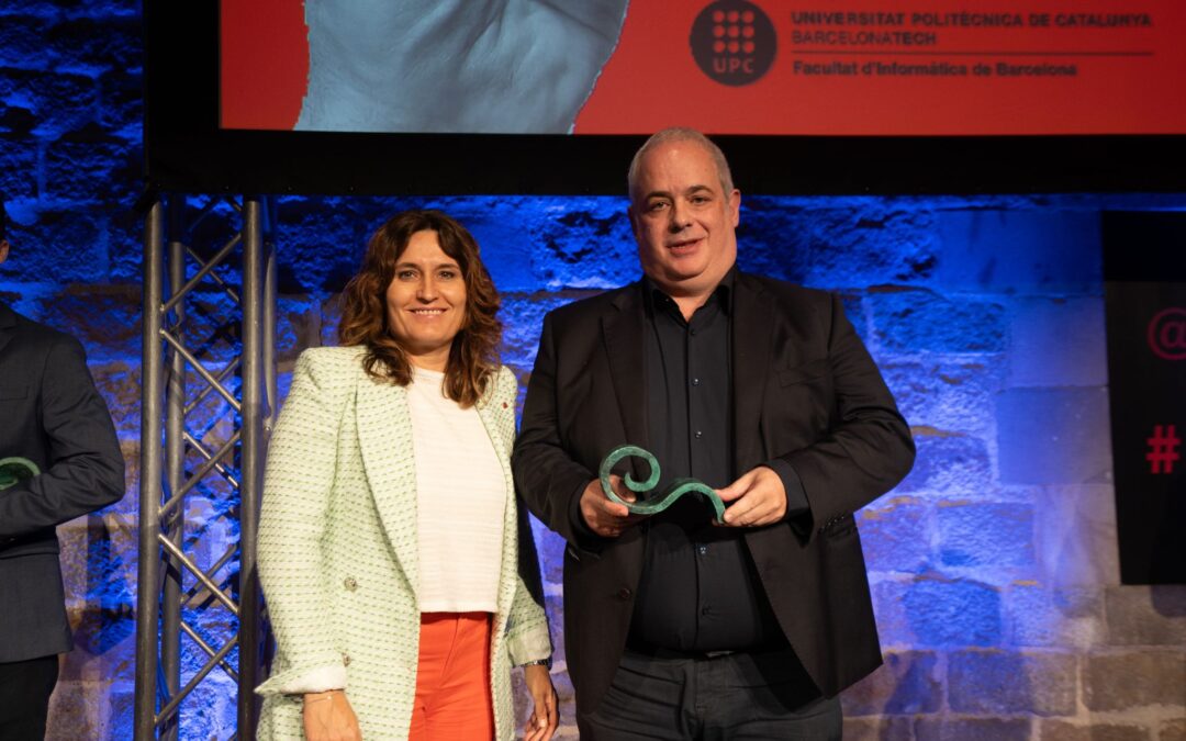 Ganamos el premio a la mejor Iniciativa TIC 2024 !!!!!